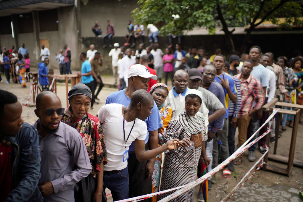 L'engouement pour des élections générales historiques trois fois reportées s'est confirmé tout au long de la journée en RDC.