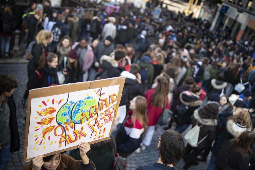 A Lausanne comme dans d'autres villes suisses, les jeunes se mobilisent pour la planète.