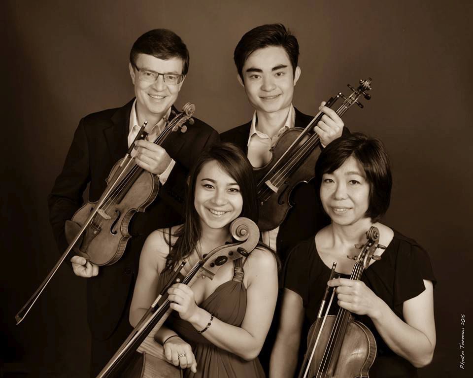 Le quatuor à cordes Stuller, formé de quatre membre d'une même famille, s'associera au quatuor Sine Nomine pour un concert à Gland.
