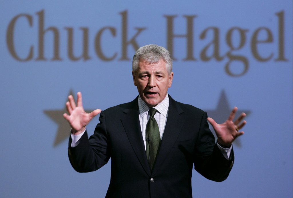 Chuck Hagel, sénateur républicain, a été nommé directeur du Pentagone.
