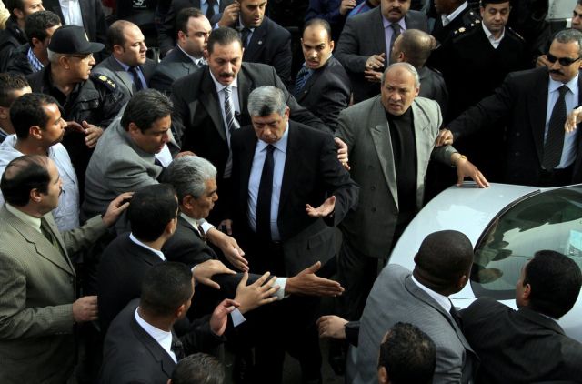 Le ministre égyptien de l'Intérieur Mohamed Ibrahim n'a pas pu assister aux obsèques de Port-Saïd. 