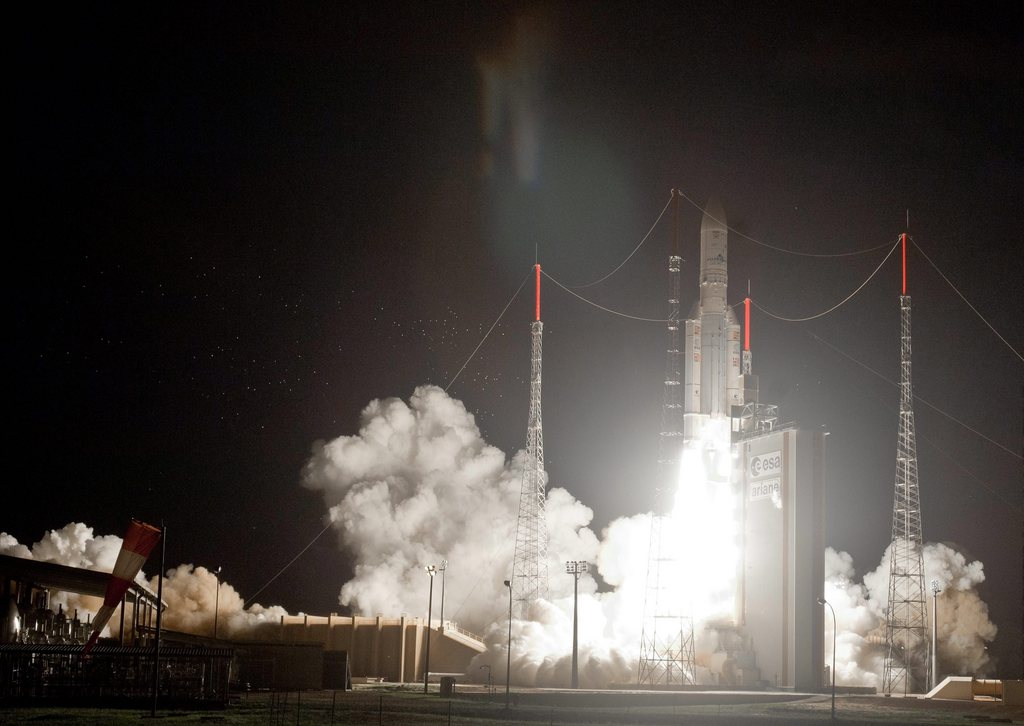 Arianespace se targue d'être le lanceur de satellite numéro un en 2013.