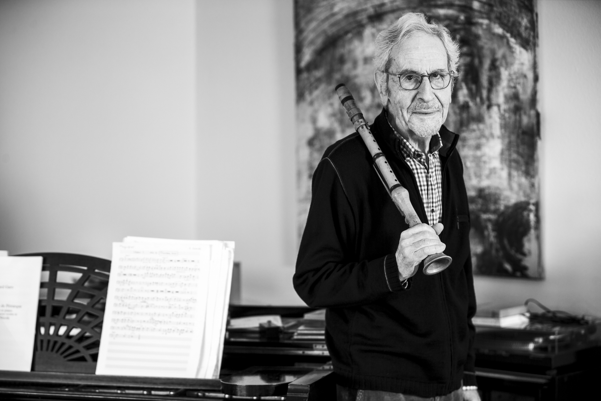 Edouard Garo a été professeur de musique au Gymnase cantonal de Nyon.