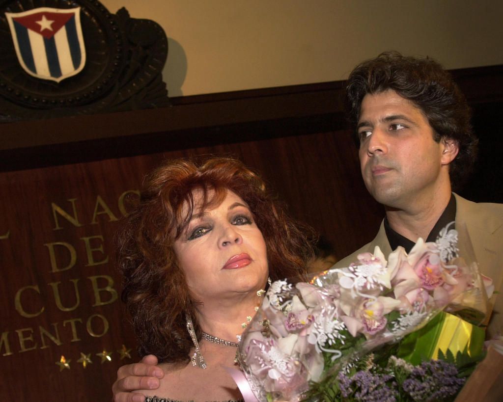 L'actrice et chanteuse espagnole avait arrêté sa carrière en 1975. En 2002, elle avait été invitée à Cuba pour une cérémonie (photo).