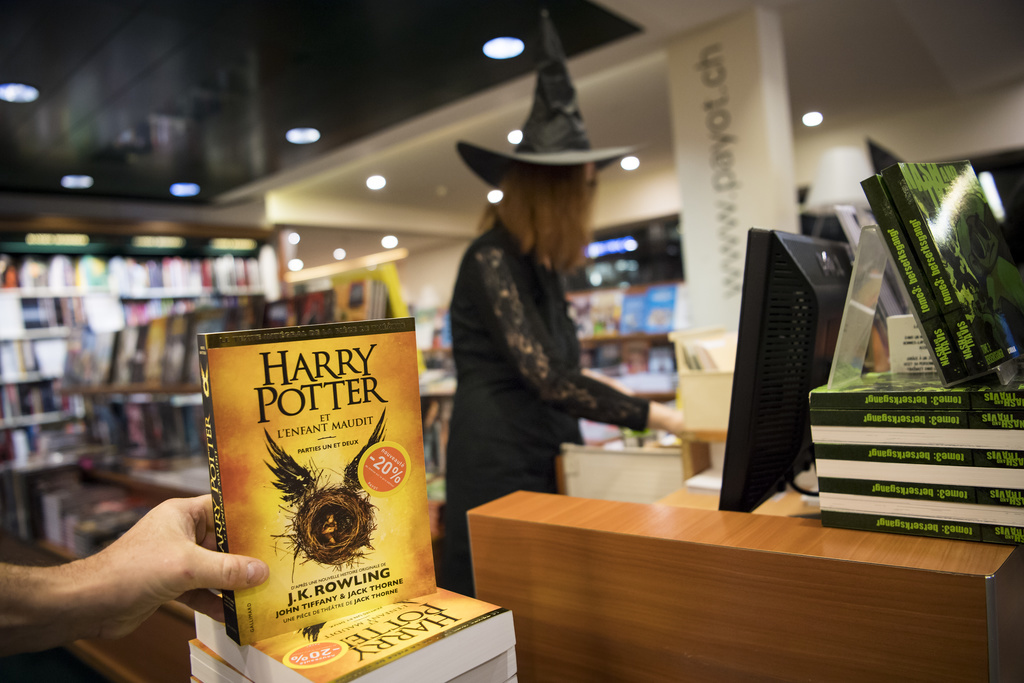 Un prêtre catholique américain a banni la saga d'Harry Potter de son école. Les livres invoqueraient des "esprits maléfiques".