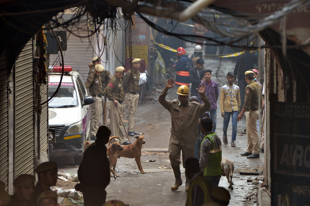 Les incendies mortels dans les usines délabrées de New Delhi sont fréquents.