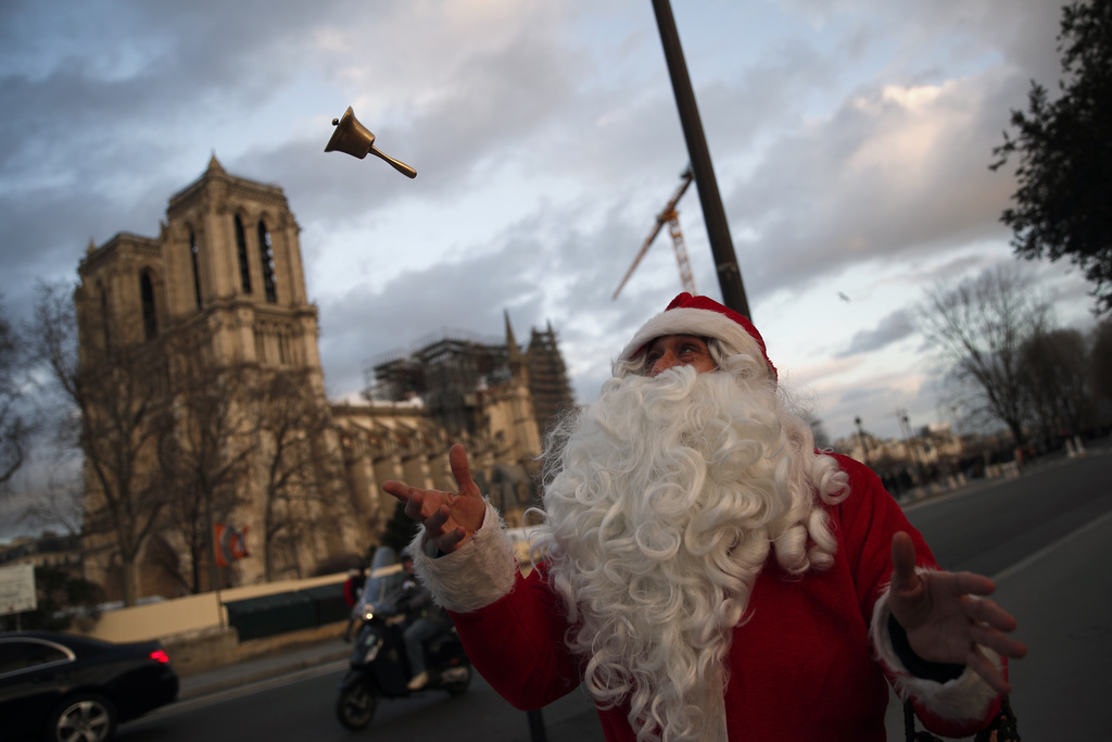 L'ambiance était "lourde" à Paris pour le premier Noël sans Notre-Dame. (Illustration)