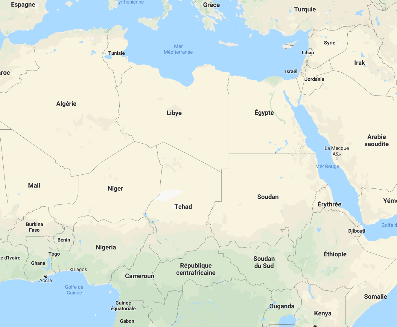 Dix-huit personnes dont quatre enfants ont été tuées jeudi dans le crash d'un avion militaire au Darfour.