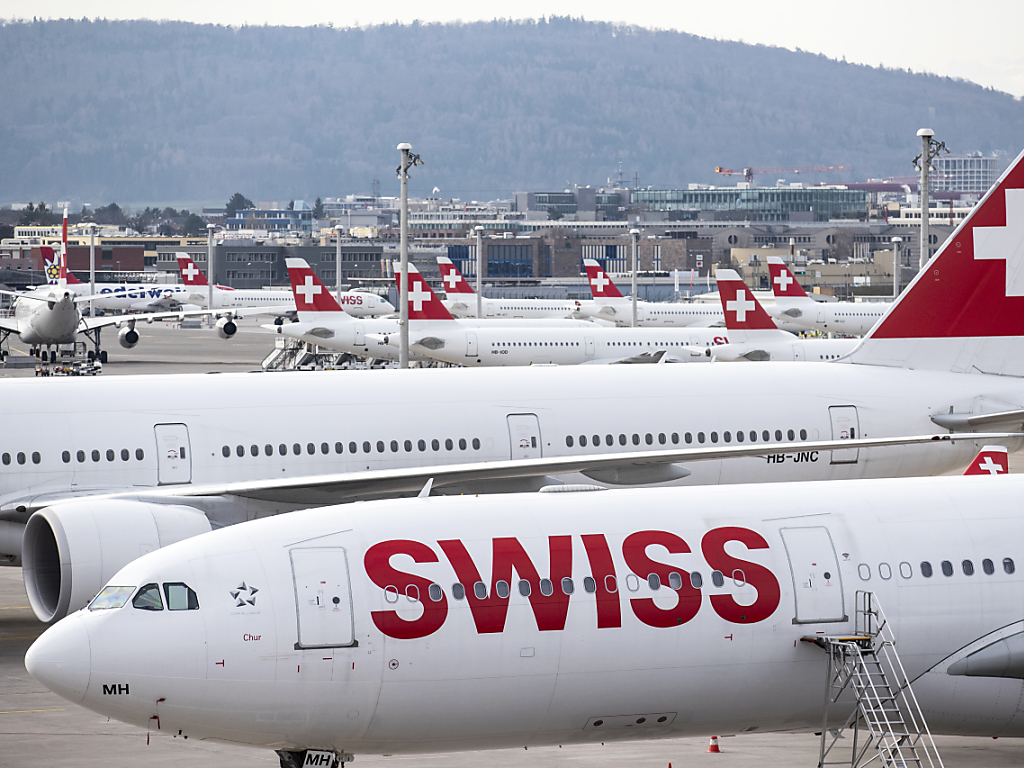 Swiss a dû réduire dernièrement de plus de 80% la fréquence de ses vols, au fur et à mesure de la propagation du Covid-19. Plus de deux-tiers de la flotte a déjà été retirée du service (ARCHIVES).